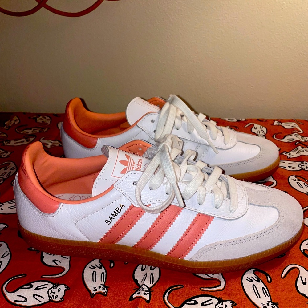 Adidas samba *peach color* size 8 women* gently worn.